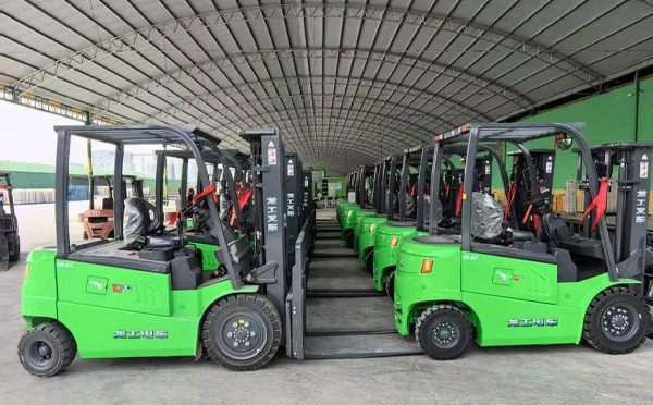 工业搬运的革新之作：龙工平凉叉车技术实践与价值解析